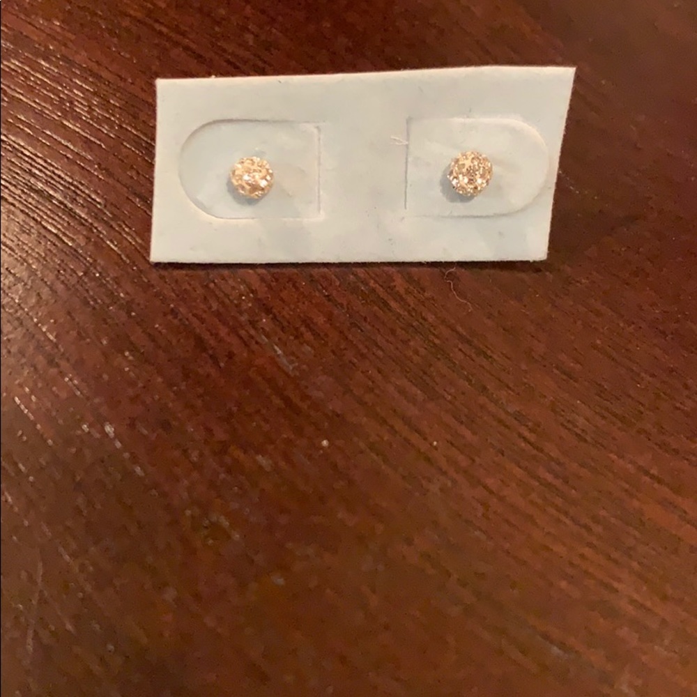 Ball earrings